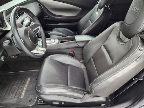 Used 2011 Chevrolet Camaro SS w/ RS Package RWD image 8