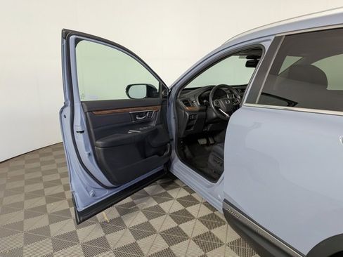 Used 2022 Honda CR-V Touring image 16