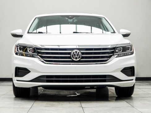 Used 2021 Volkswagen Passat 2.0T SE image 7