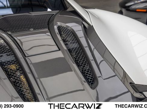 Used 2016 McLaren 570S Coupe RWD image 26