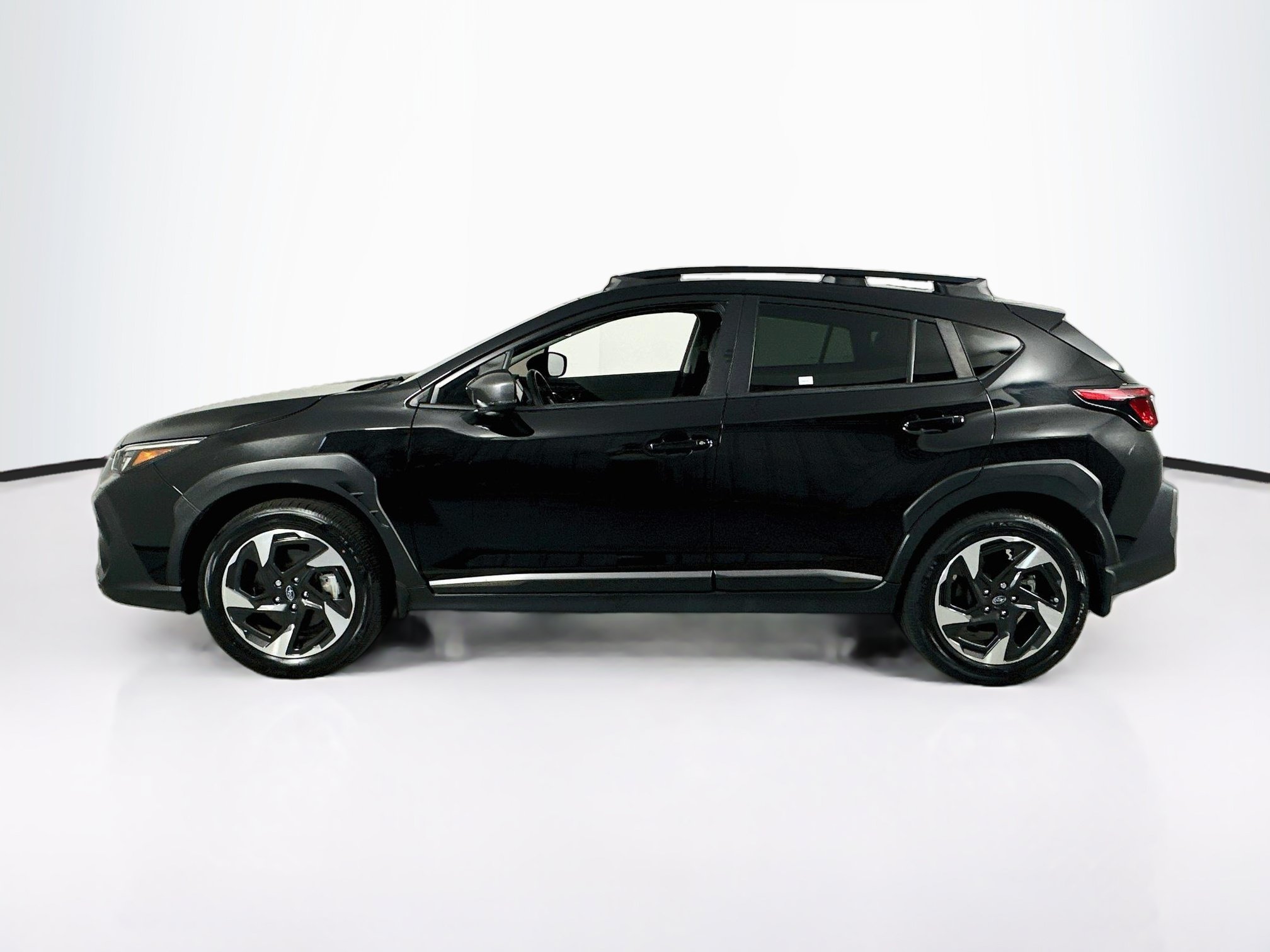 Used 2024 Subaru Crosstrek 2.5i Limited AWD/4WD image 8