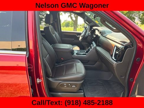 Used 2024 GMC Sierra 3500 Denali w/ Denali Reserve Package AWD/4WD image 17