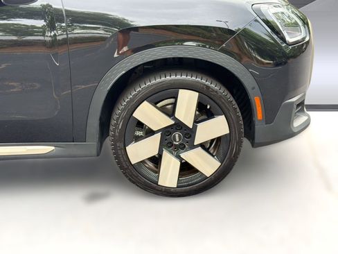 Certified 2025 MINI Cooper Countryman S w/ Comfort Package Max AWD/4WD image 12