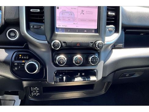 Used 2024 RAM 2500 Big Horn AWD/4WD image 24