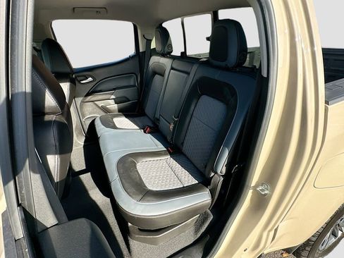 Used 2022 Chevrolet Colorado Z71 image 23