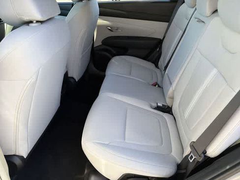 New 2026 Hyundai Tucson SEL image 16