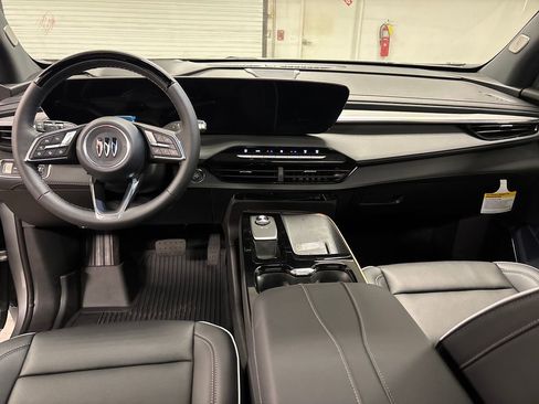New 2026 Buick Enclave Avenir w/ Super Cruise Package FWD image 29