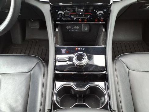 Certified 2022 Jeep Grand Cherokee Limited w/ Trailer Tow Prep Group (B) AWD/4WD image 26