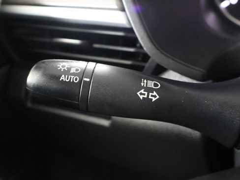 Used 2024 Nissan Altima 2.5 SV AWD/4WD image 34
