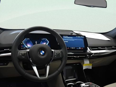 Used 2025 BMW X1 xDrive28i w/ Convenience Package image 18