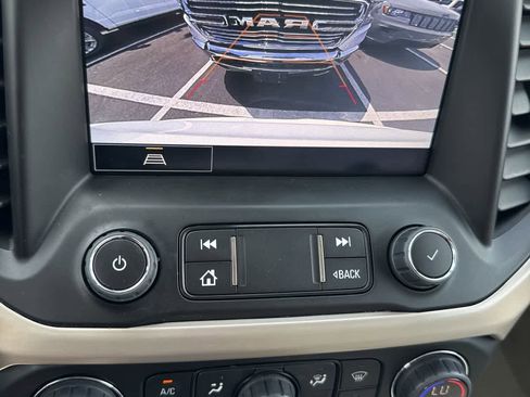 Used 2023 GMC Acadia Denali image 13