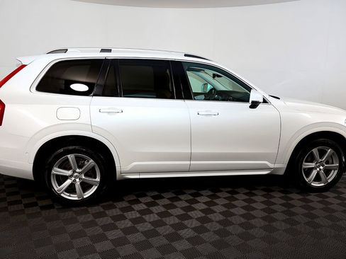 Used 2016 Volvo XC90 T8 Momentum w/ Vision Package image 6