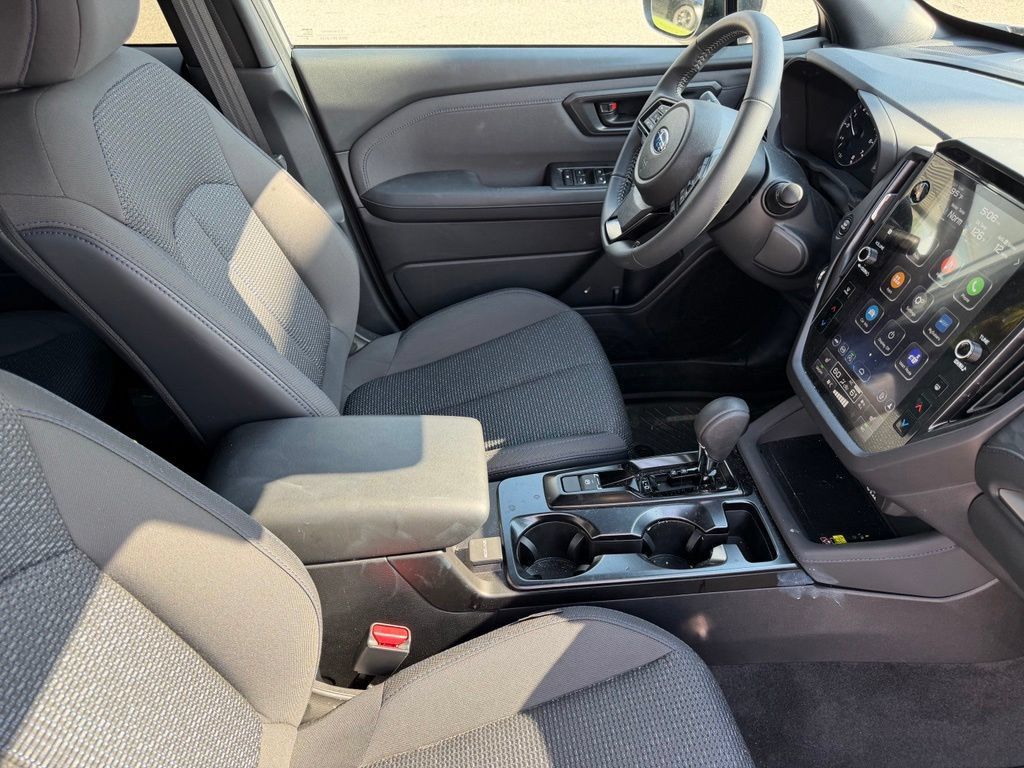 Used 2026 Subaru Forester Premium AWD/4WD image 16