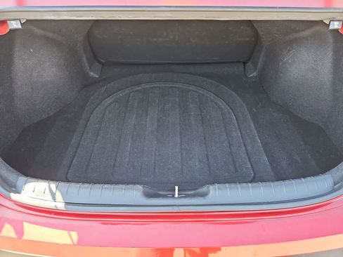 Used 2024 Hyundai Elantra SEL image 32