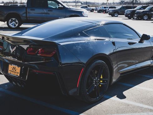 Used 2017 Chevrolet Corvette Stingray Coupe w/ Battery Protection Package image 27