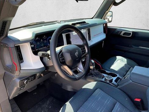 New 2026 Ford Bronco Heritage Edition AWD/4WD image 5