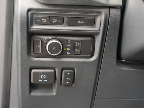 Used 2022 Ford F150 Lariat w/ Equipment Group 502A High AWD/4WD image 20