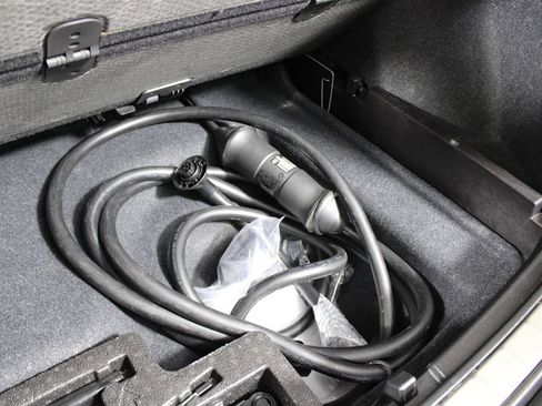 Used 2023 Volvo C40 P8 Recharge Plus AWD/4WD image 28