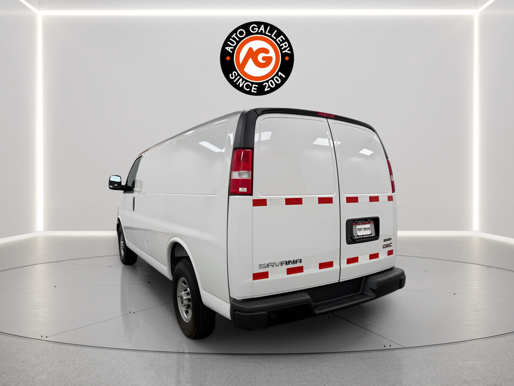 Used 2025 GMC Savana 2500 RWD image 2