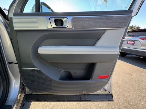 Used 2024 Hyundai Santa Fe Limited image 29