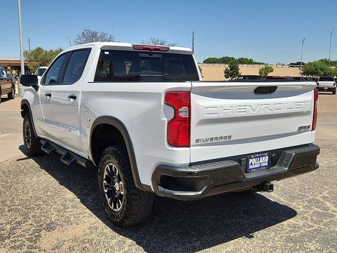 Used 2024 Chevrolet Silverado 1500 ZR2 AWD/4WD image 2