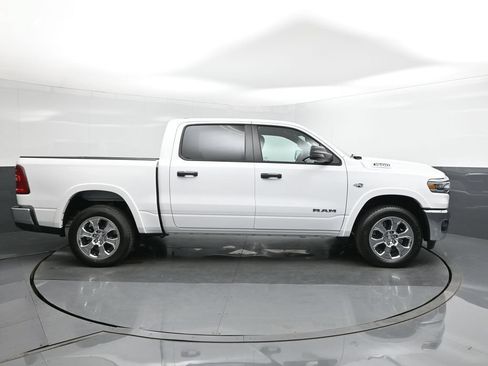 New 2026 RAM 1500 4x4 Crew Cab image 26