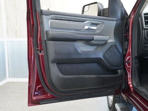 Used 2019 RAM 1500 Big Horn AWD/4WD image 29