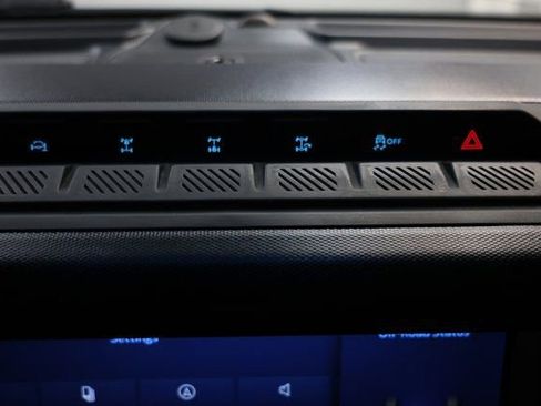 Used 2021 Ford Bronco First Edition image 95