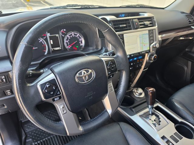 Used 2022 Toyota 4Runner Limited AWD/4WD image 28