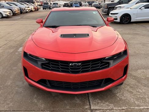 Used 2021 Chevrolet Camaro LT image 3