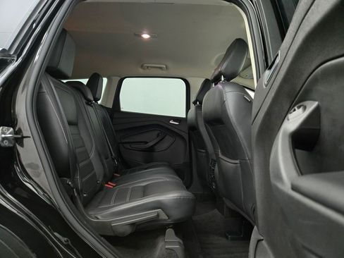 Used 2019 Ford Escape SEL image 32