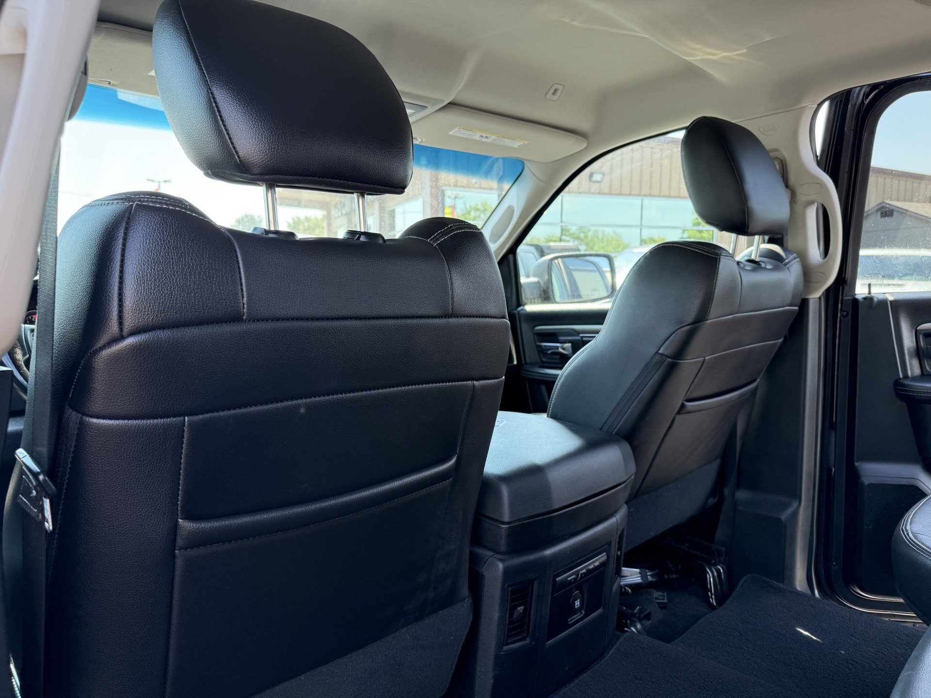 Used 2017 RAM 1500 Sport w/ Black Ram 1500 Sport Group AWD/4WD image 30