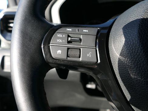 Used 2024 Honda Pilot TrailSport image 13