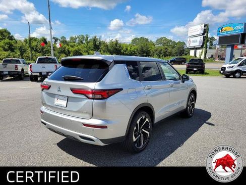 Used 2024 Mitsubishi Outlander SE FWD image 6