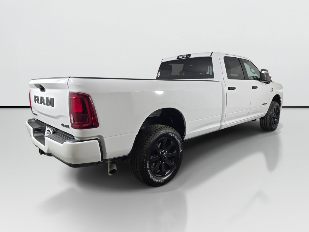 New 2026 RAM 3500 Big Horn AWD/4WD image 6