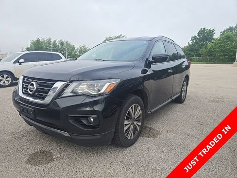 Used 2019 Nissan Pathfinder SV AWD/4WD image 1