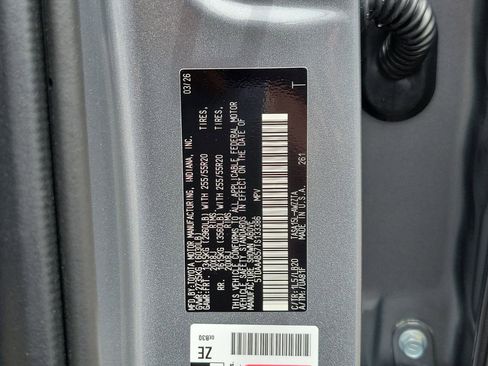 New 2026 Toyota Grand Highlander Platinum AWD/4WD image 34