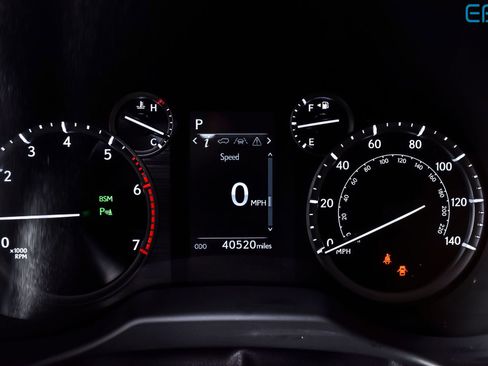 Used 2021 Lexus GX 460 Premium w/ Premium Plus Package image 21