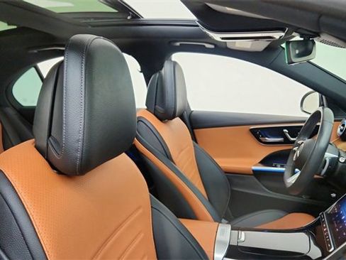 Used 2023 Mercedes-Benz C 300 Sedan image 21