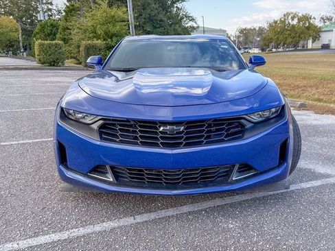 Used 2021 Chevrolet Camaro LT w/ RS Package image 8