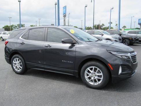 Certified 2022 Chevrolet Equinox LT FWD image 4