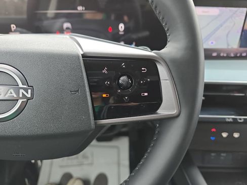 Used 2025 Nissan Murano SL image 22