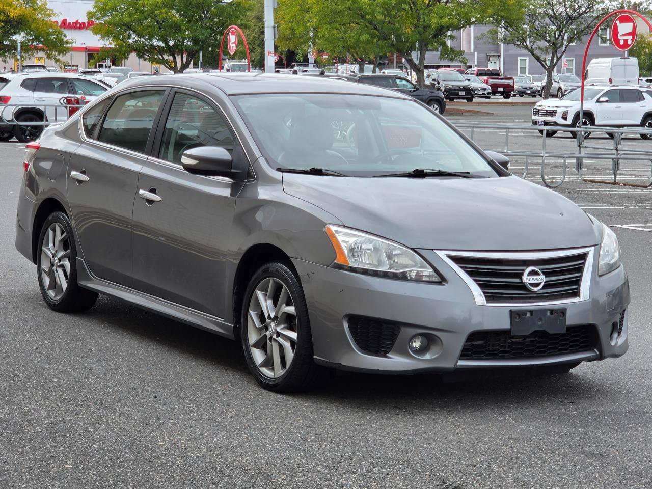 Used 2015 Nissan Sentra SR w/ SR Premium Package FWD image 3