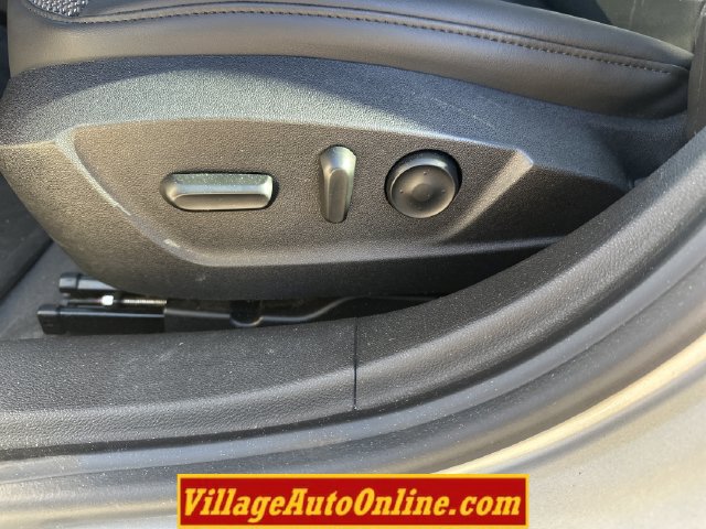 Used 2013 Chevrolet Malibu LT FWD image 12
