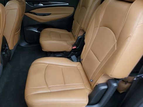 Used 2018 Buick Enclave Essence w/ Trailering Package AWD/4WD image 9
