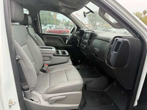 Used 2019 Chevrolet Silverado 1500 W/T image 17