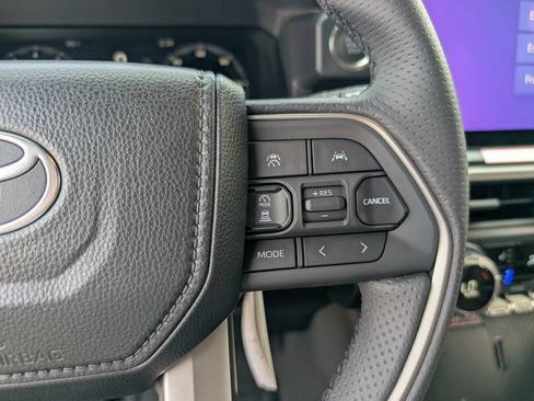 New 2026 Toyota 4Runner Limited AWD/4WD image 22