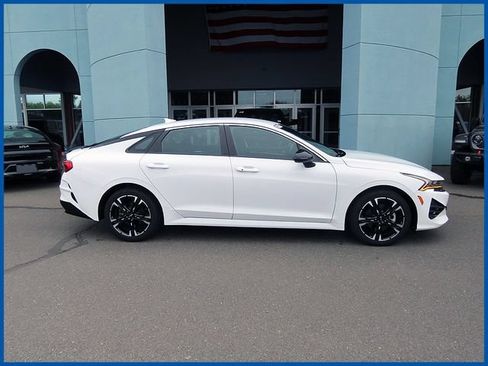 Used 2024 Kia K5 GT-Line w/ GT-Line Premium Package FWD image 2