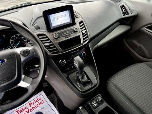 Used 2019 Ford Transit Connect XLT image 34