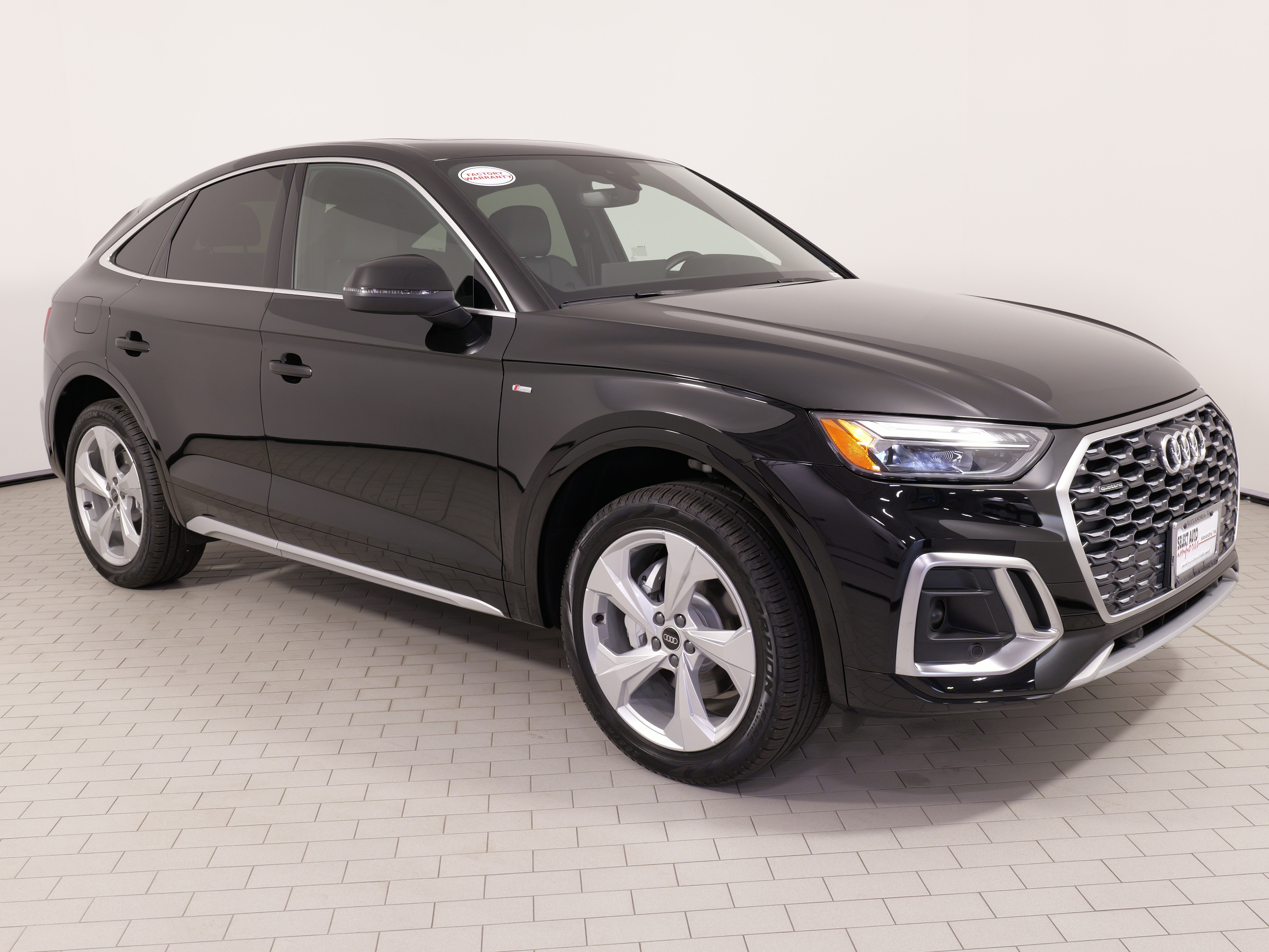 Used 2025 Audi Q5 2.0T Premium Plus w/ Premium Plus Package AWD/4WD image 8